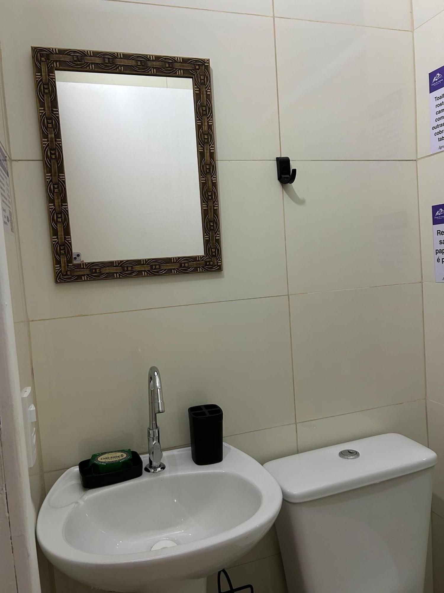 Casa Próx Shop Beiramar Vista Baia Norte Wi-fi 4 Hospedes, Com Estacionamento, Caminho Praias *