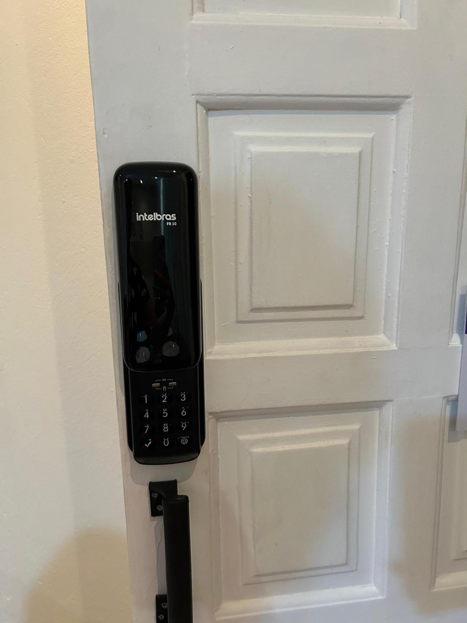 Casa Próx Shop Beiramar Vista Baia Norte Wi-fi 4 Hospedes, Com Estacionamento, Caminho Praias Сasa de vacaciones