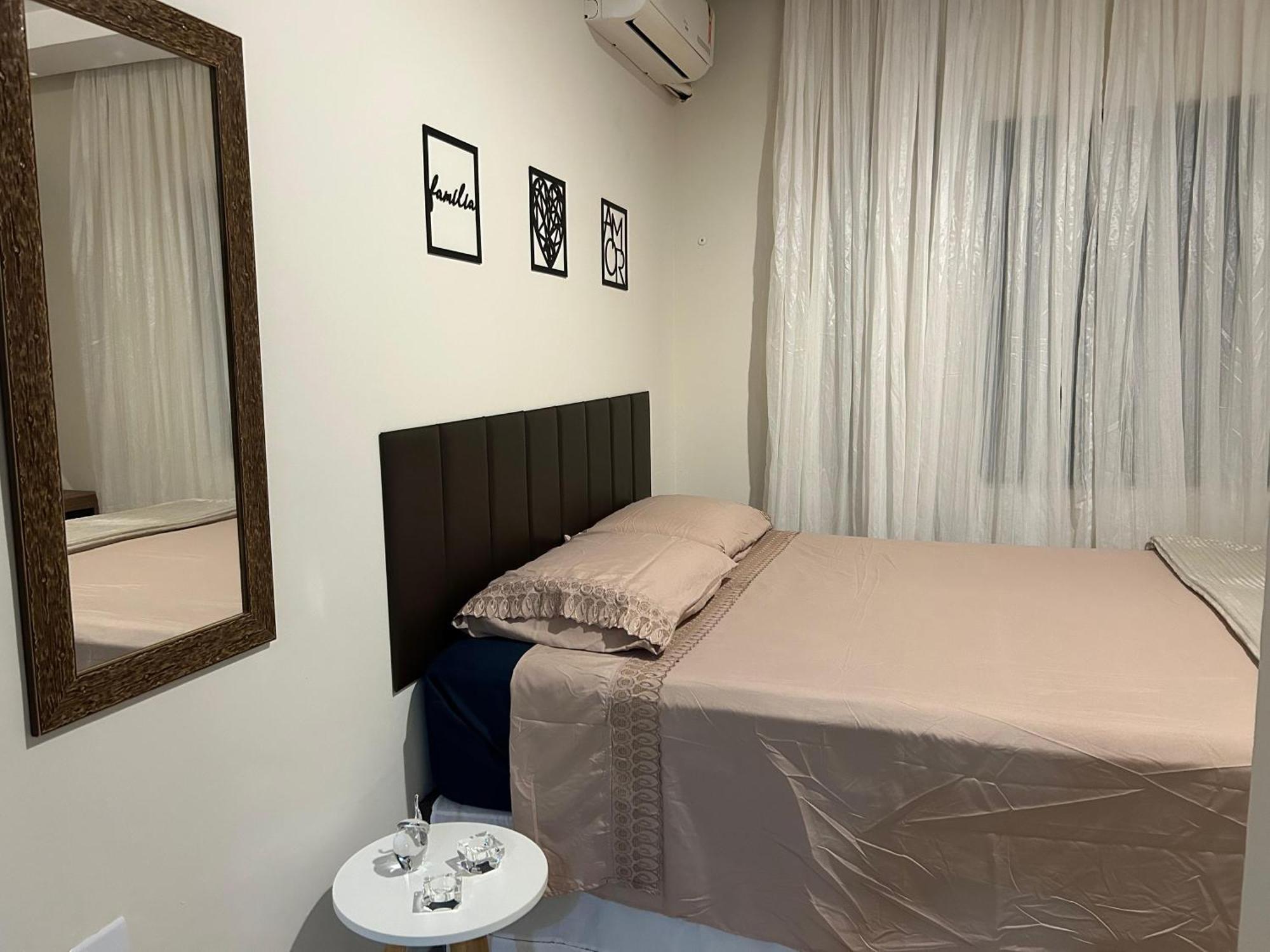 Casa Próx Shop Beiramar Vista Baia Norte Wi-fi 4 Hospedes, Com Estacionamento, Caminho Praias